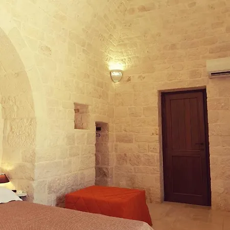 Lunali Alberobello