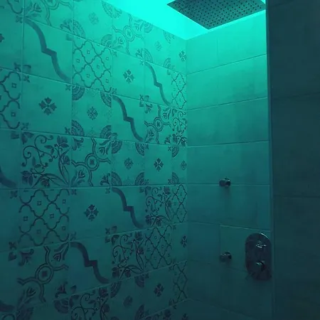 Lunali Bed & Breakfast 3*